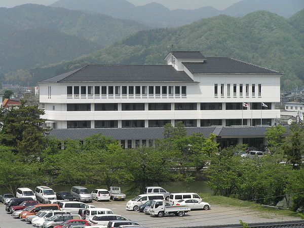 Tamba-Sayama City Hall