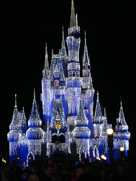 File:-CINDERELLA CASTLE IN BLUE-MAGIC KINGDOM - panoramio.jpg