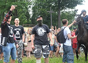 02019 0299 (2) A group of fascists to block the Czestochowa Pride Parade, Jasna Góra, 3DOM.jpg