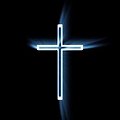 12161046-cruz-cristiana-brillante-sobre-fondo-negro.jpg