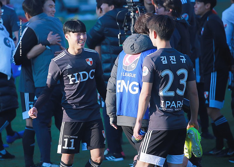 File:191208 부산아이파크 승강PO 4.jpg