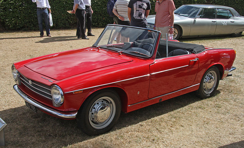 File:1962 Innocenti Spider.jpg