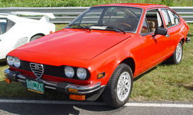 1976-Alfa-Romeo-Alfetta-GTV-red-fa-lr.jpg
