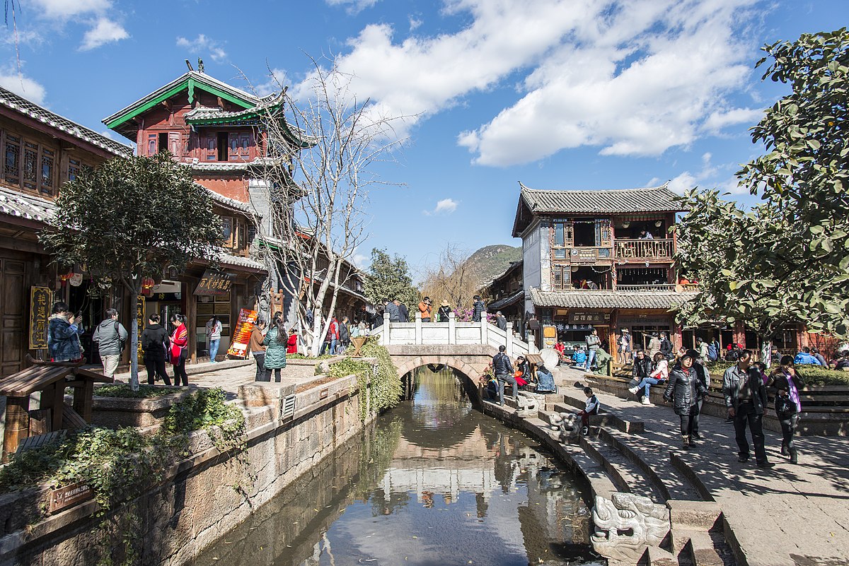 tour du lịch