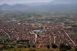 Panoramavy över Tetovo i juli 2009