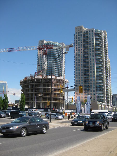 File:Absolute Condos - Construction - June 2009.jpg