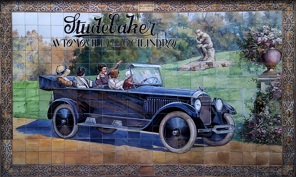 1924 illuminated tiled display for Big Six touring car in Seville