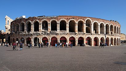 How to get to Arena di Verona with public transit - About the place