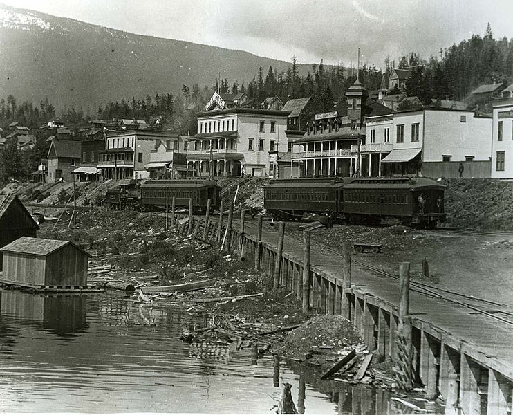 File:Arrowhead, British Columbia c.1910.jpg