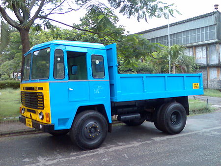 Ashok Leyland Tipper Truck 726.jpg