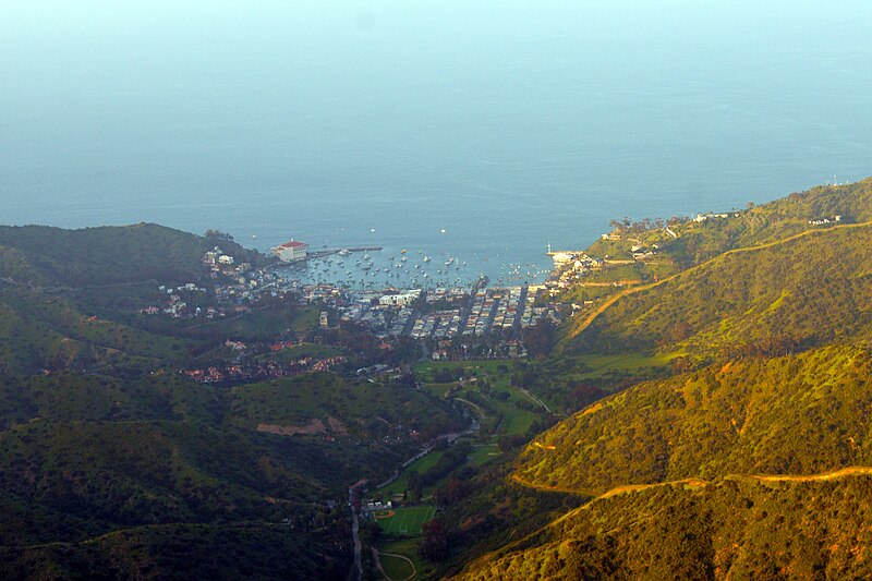 File:Avalon Catalina from the west Don Ramey Logan.jpg