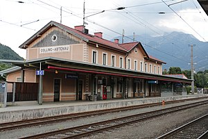 Golling-Abtenau train station 05.jpg