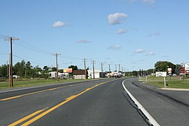 Centro de Baraga a lo largo de la ruta estadounidense 41