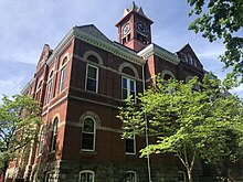 Barry County Courthouse 4.jpg