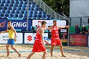 Deutsch: Beachhandball Europameisterschaften 2019 (Beach handball Euro); Tag 3: 4. Juli 2019 – Männer, Hauptrunde Gruppe II, Polen-Ukraine 2:0 (24:13, 23:22) English: Beach handball Euro; Day 3: 4 July 2019 – Men Main Round Group II – Poland-Ukraine 2:0 (24:13, 23:22)