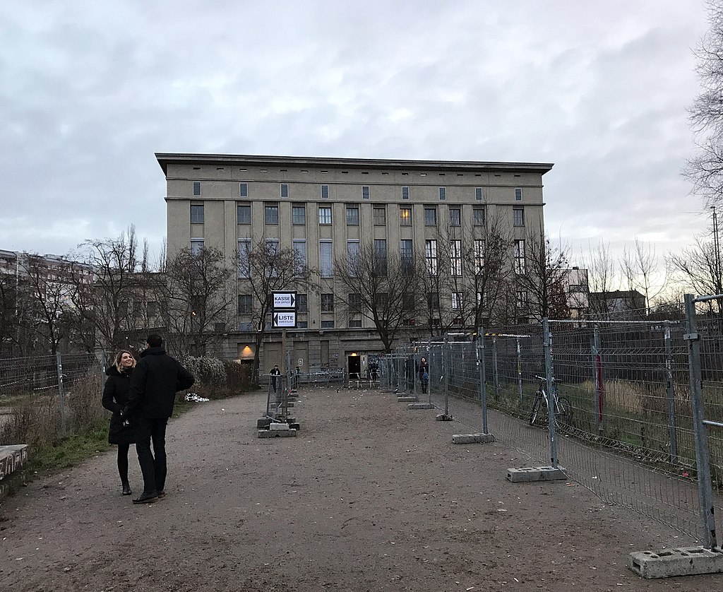 Berghain - Panorama Bar 2017.jpg