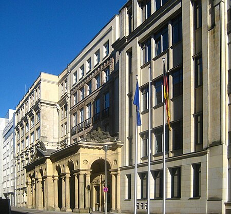 Berlin, Mitte, Mohrenstrasse 37, Bundesministerium der Justiz.jpg