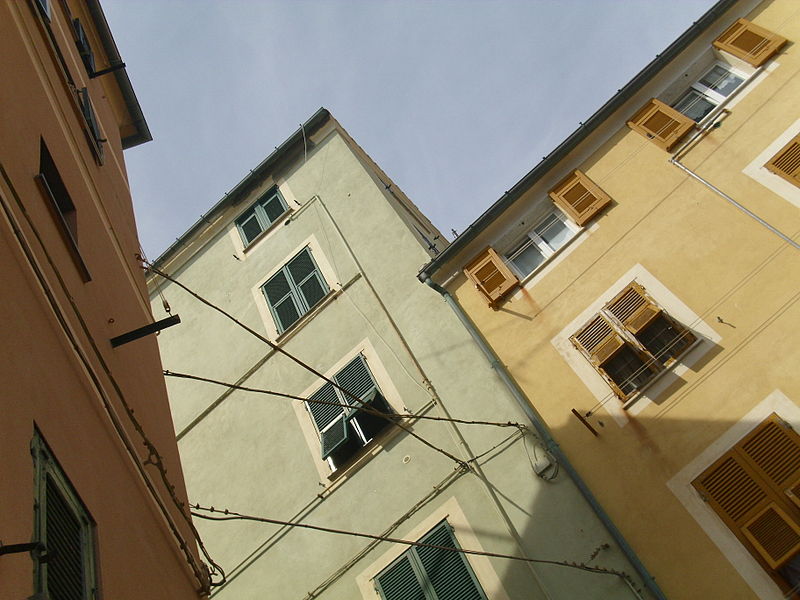 File:Boccadasse Genova particolari case 04.jpg
