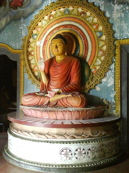 File:Buddha Statue Bauddhaloka Viharaya.JPG