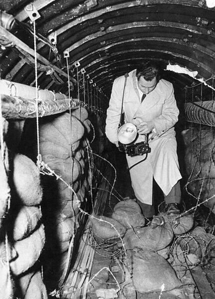 File:Bundesarchiv Bild 183-37695-0059, USA-Spionagetunnel unter DDR-Gebiet.jpg