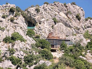 Entrée de la grotte