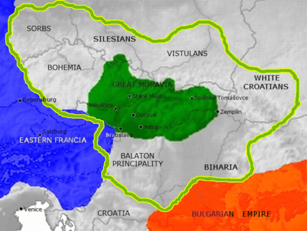 Central Europe in 870. Eastern Francia in blue, Bulgaria in orange, Great Moravia under Rastislav in green. The green line depicts the borders of Great Moravia after the territorial expansion under Svatopluk I (including Silesia).