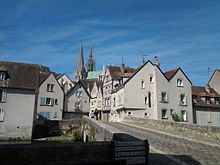 Chartres, vu à partir du Pont Bouju sur l'Eure.