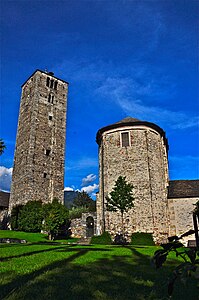 Eglise San Quirico, Minusio, Switzerland.jpg