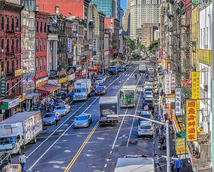 File:Chinatown - East Broadway.jpg