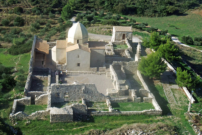 File:Church and monastery ruins Panagía Skopiótissa – Mount Skopós - Zakynthos - Greece – 01.jpg