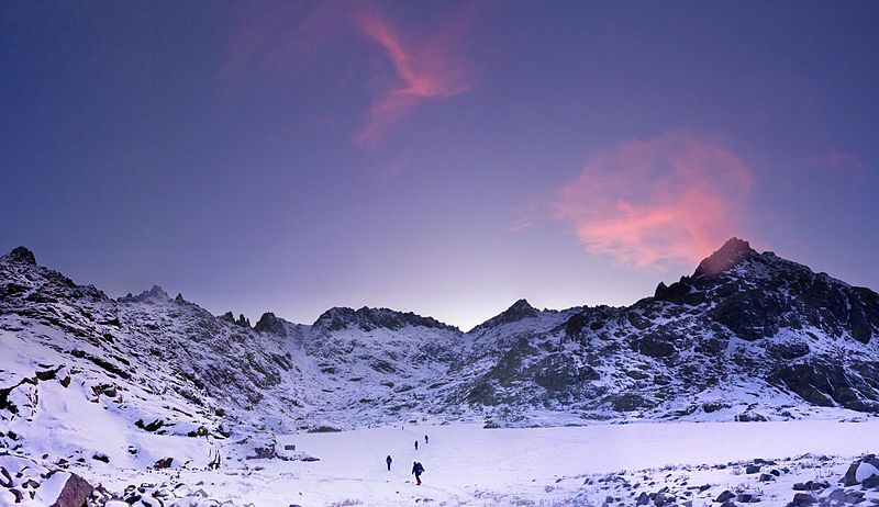 File:Circo de Gredos, Avila, Spain.jpg