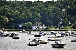 Cold Spring Harbour 01A (9353983577) (2) .jpg