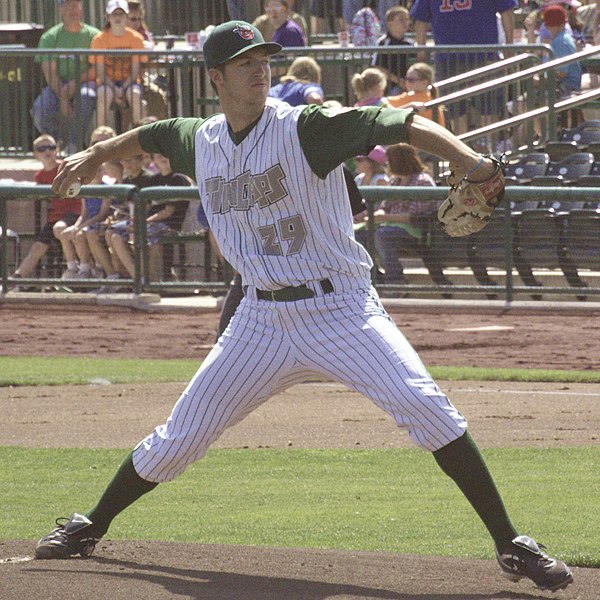 Rea pitching for the Fort Wayne TinCaps in 2012