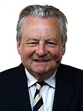 Dafydd Elis-Thomas 2011 (cropped).jpg