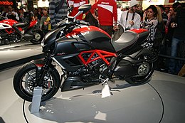 Ducati Diavel Carbon 2.jpg