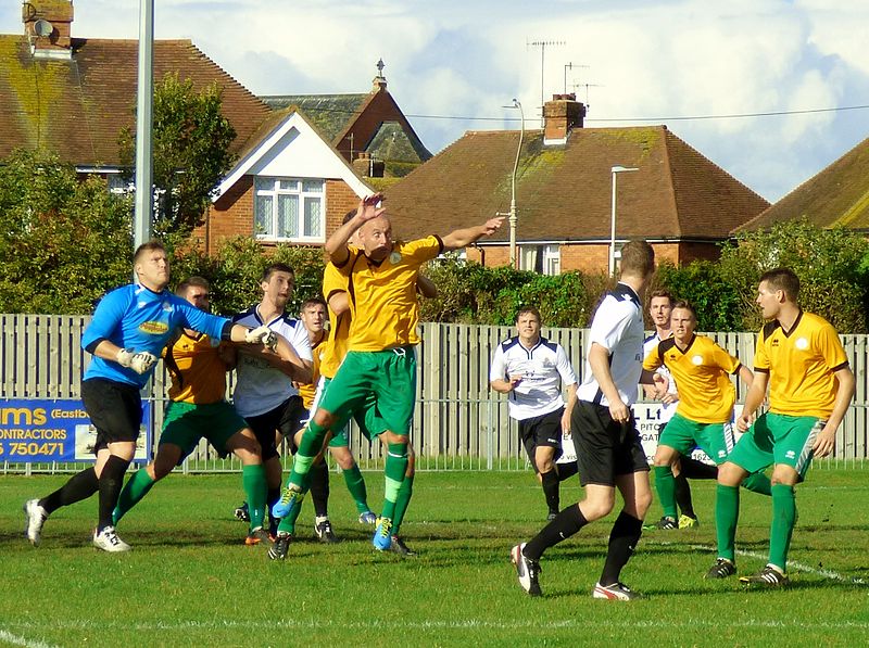 File:Eastbourne United v Chichester City United (14970625814).jpg