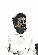 Thumbnail for File:Enrico Berlinguer in jacket.jpg