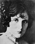 Thumbnail for File:Evelyn Brent - Van Dyke Brown.jpg