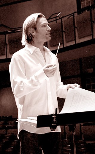 <i>Lux Aurumque</i> Choral composition by Eric Whitacre