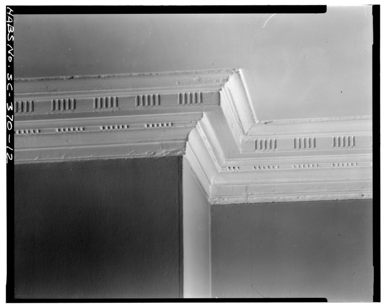 File:FIRST FLOOR, EAST ROOM- CORNICE DETAIL - Robert Brewton House, 71 Church Street, Charleston, Charleston County, SC HABS SC,10-CHAR,247-12.tif