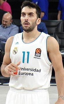 El show de Facundo Campazzo en su debut en el Estrella Roja