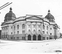 Then in 1907, under Mark Matthews, came a far larger church at Seventh and Spring. (more images)