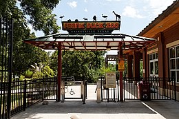 Zoo Frank Buck, Gainesville, Texas, USA-31July2010.jpg