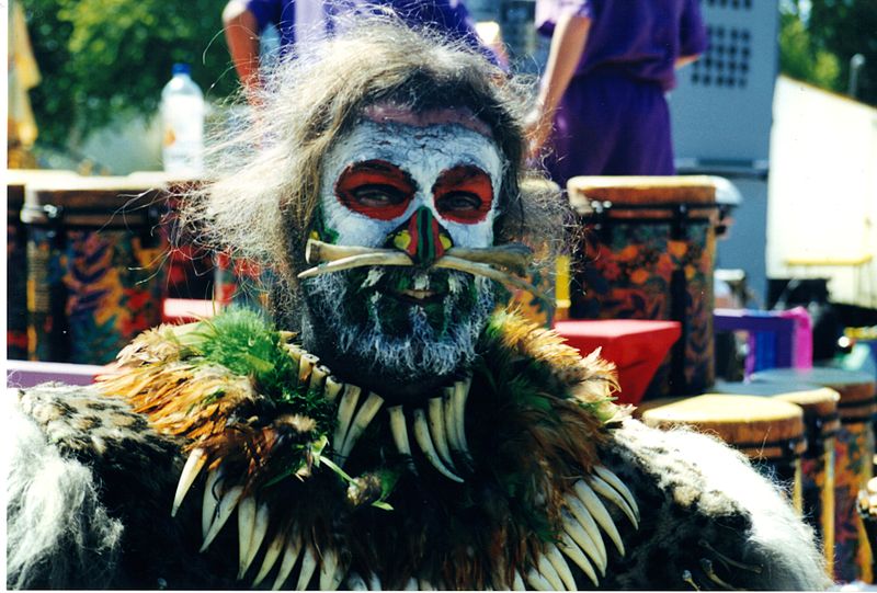 File:Fremont Solstice Parade - witch doctor prepares.jpg