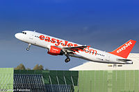 G-EZUS - A320 - EasyJet