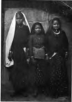 Gurungų merginos (1909 m.)