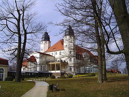 Goehren Lebbin Schloss Blücher Rueckansicht2