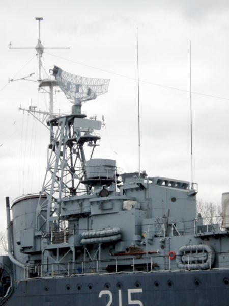 AN/SPS-6 aboard HMCS Haida