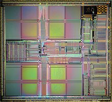 Die shot of PA-7300LC. HP PA-7300LC die.JPG