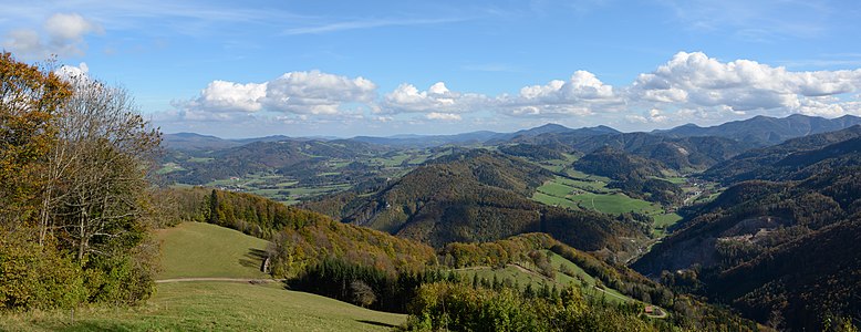 Panorama from Hainfeld Hut (Lower Austria) eastwards